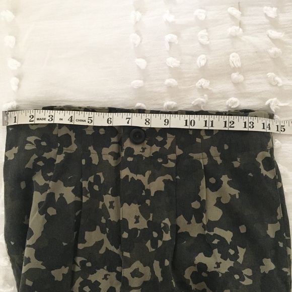 ANTHROPOLOGIE Amadi Floral Camo Trouser Pants XS - Picture 9 of 10